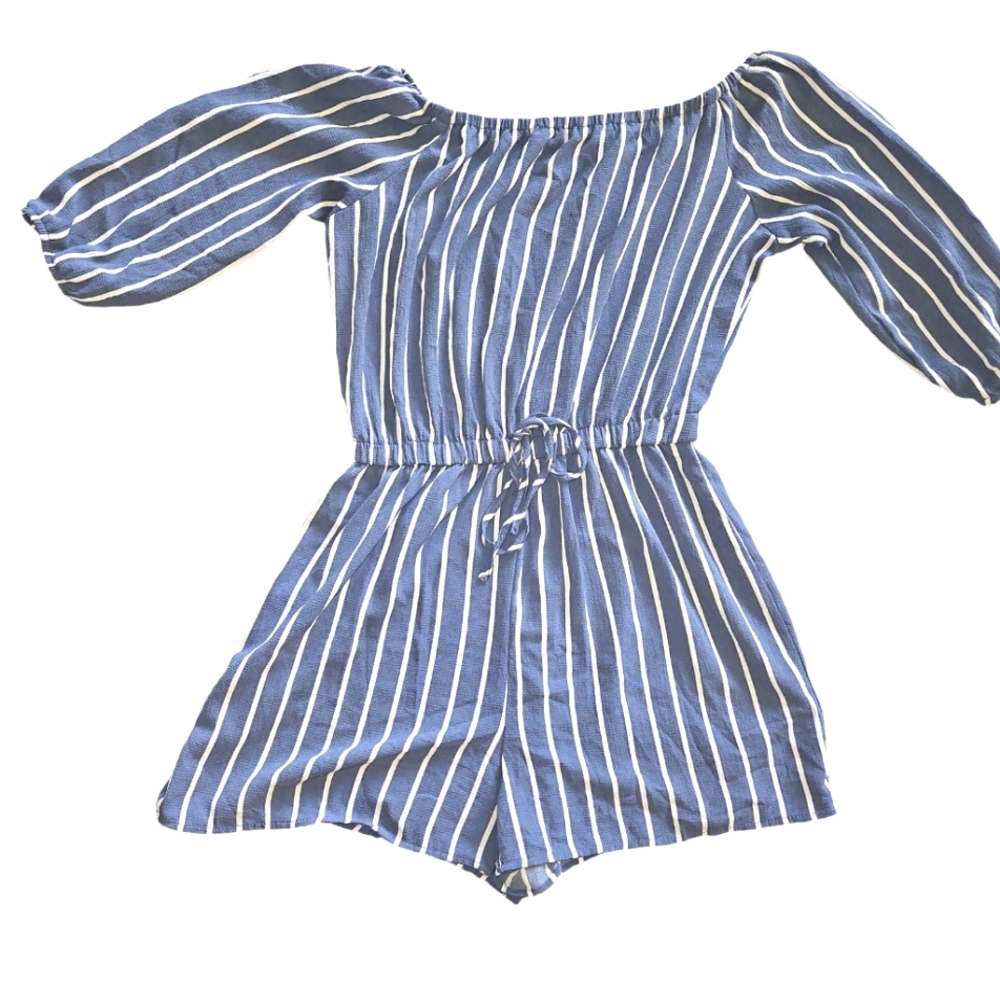 Pin striped romper